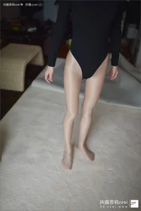 IESS Silk Foot Bento 120: Xiao Liu in Shaping Stockings Part 2 - image 8