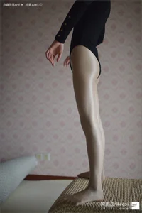 IESS Silk Foot Bento 120: Xiao Liu in Shaping Stockings Part 2 - image 83