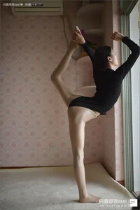 IESS Silk Foot Bento 120: Xiao Liu in Shaping Stockings Part 2 - image 21