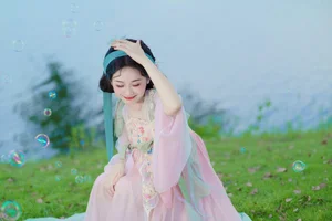 YiTuYu Art Language Vol.5638: Shu Pian Yoyi Showcases Grace and Artistic Expression in Latest Collection - image 31