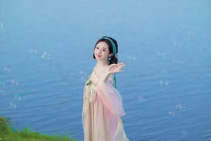 YiTuYu Art Language Vol.5638: Shu Pian Yoyi Showcases Grace and Artistic Expression in Latest Collection - image 12