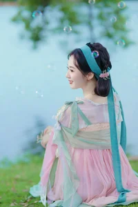 YiTuYu Art Language Vol.5638: Shu Pian Yoyi Showcases Grace and Artistic Expression in Latest Collection - image 21