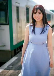 Suzuhara Riko: Radiant Smile On Green Grass Soft Warm Moments Of A Japanese Girl - image 4