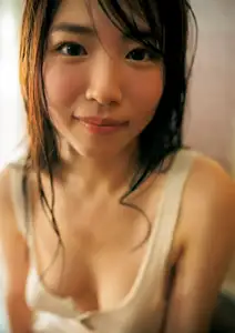 Suzuhara Riko: Radiant Smile On Green Grass Soft Warm Moments Of A Japanese Girl - image 24