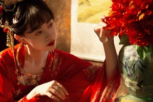YiTuYu Art Language Vol.6026 Featuring Yi Xuan: A Study in Modern Elegance - image 17