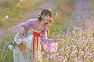 Art Language Vol.5115 featuring Nuo Nuo Chi Nuo Mi: A Masterpiece of Contemporary Portraiture - image 10