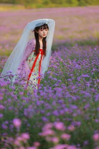 Art Language Vol.5115 featuring Nuo Nuo Chi Nuo Mi: A Masterpiece of Contemporary Portraiture - image 18