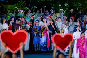 Elegant Ao Dai Collection: Radiating the Timeless Cultural Heritage and Artistry of Hanoi - image 11
