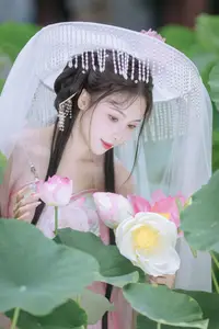 Enchanting Grace: Yi Ming in Hanfu Amidst Lotus Pond | YiTuYu Vol.8804 - image 7