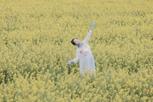 YiTuYu Art Language Vol.6584: Yao Yi Yao Artistic Portrait Collection - image 1