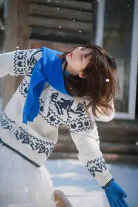 Cozy Winter Charm: Pao Pao Xiao Mie's Warmth Amidst the Snow Vol.8544 - image 11