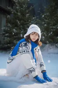 Cozy Winter Charm: Pao Pao Xiao Mie's Warmth Amidst the Snow Vol.8544 - image 9