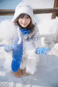 Cozy Winter Charm: Pao Pao Xiao Mie's Warmth Amidst the Snow Vol.8544 - image 16