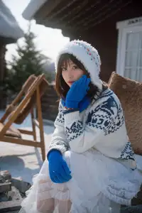 Cozy Winter Charm: Pao Pao Xiao Mie's Warmth Amidst the Snow Vol.8544 - image 7