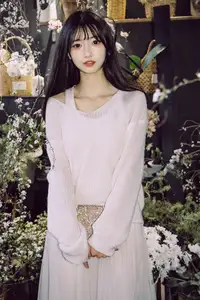 YiTuYu Vol.8549: Leng Ku Wang Ye's Dreamy Elegance in a White Sweater - image 14