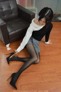 IESS Xiao Bao Glossy High Heels and Elegant Fashion Series - image 50