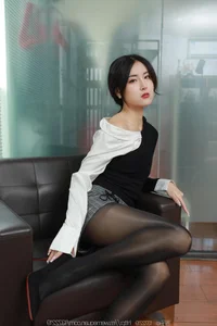 IESS Xiao Bao Glossy High Heels and Elegant Fashion Series - image 57
