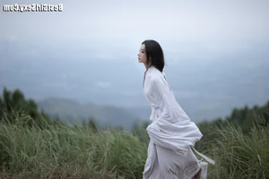 Exploring Modern Elegance in YiTuYu Art Language Vol.4058 with Lin Aki Nai - image 1
