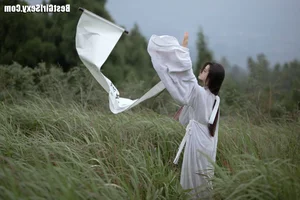 Exploring Modern Elegance in YiTuYu Art Language Vol.4058 with Lin Aki Nai - image 4