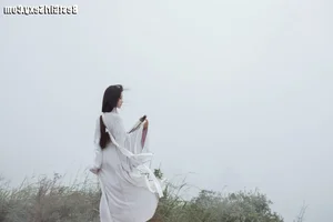Exploring Modern Elegance in YiTuYu Art Language Vol.4058 with Lin Aki Nai - image 6