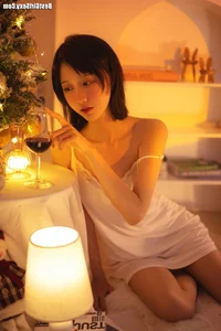 YiTuYu Art Language Vol.4039 Mu Mian Mian VWV: The Intersection of Art and Fashion - image 25