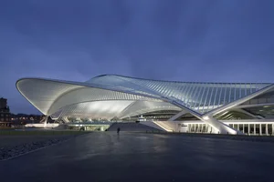 World's Most Unique Bus Stops: Exploring Architectural Masterpieces in Urban Transit - image 1