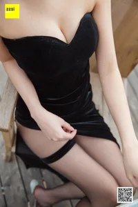 Festive Beauty: IESS Model Yun Zhi's Online New Year Greeting - image 34