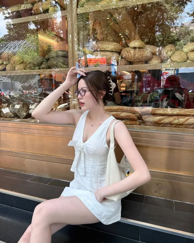 Tăng Mỹ Hàn Sets New Fashion Standards with Stunning Physique in Latest Photoshoot