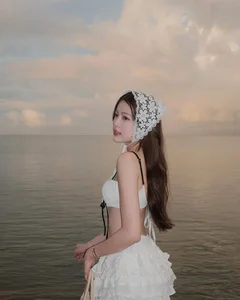 Tăng Mỹ Hàn Sets New Fashion Standards with Stunning Physique in Latest Photoshoot - image 1