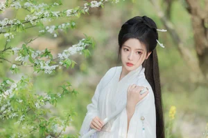 Elegant Visuals in YiTuYu Art Language Vol.4200 Featuring Model Yan Yan - image 20