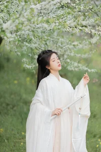 Elegant Visuals in YiTuYu Art Language Vol.4200 Featuring Model Yan Yan - image 8