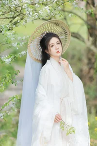 Elegant Visuals in YiTuYu Art Language Vol.4200 Featuring Model Yan Yan - image 0