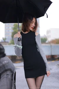 IESS Xiao Liu Rain Series: Atmospheric Black Silk Photography Collection - image 37
