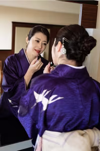 JP Maki Hojo: Captivating Violet Elegance (87P) - image 1