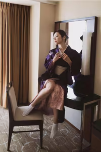 JP Maki Hojo: Captivating Violet Elegance (87P) - image 10