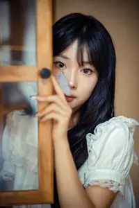 Nan Yi Vol.8815: Captivating Muse Nan Yi in YiTuYu Art Photography Collection - image 0