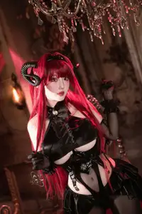 Coser Qie Qie Celia Transforms into Hindenburg: The Alluring Mystique of the Red-Haired Demoness in Unique Cosplay Photoshoot. - image 12