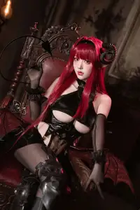 Coser Qie Qie Celia Transforms into Hindenburg: The Alluring Mystique of the Red-Haired Demoness in Unique Cosplay Photoshoot. - image 5