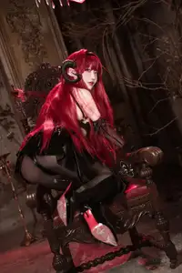 Coser Qie Qie Celia Transforms into Hindenburg: The Alluring Mystique of the Red-Haired Demoness in Unique Cosplay Photoshoot. - image 1
