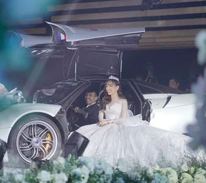 Opulent Vietnamese Wedding Features $3 Million Supercar and High-Society Family Moments - image 2