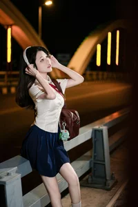 YiTuYu Art Language Vol.8018 Featuring Model Xuan Artistic Series - image 1