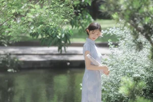 Modern Muse: The Captivating Cool Chinese Aesthetics of Tong Xuan Qi - image 6