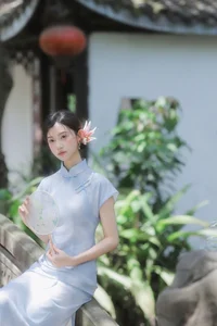 Modern Muse: The Captivating Cool Chinese Aesthetics of Tong Xuan Qi - image 18