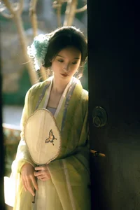 Captivating Li Yu Ayu Photography: YiTuYu Art Language Vol.9195 - A Stunning 43-Image Visual Journey of Elegance and Nature - image 9