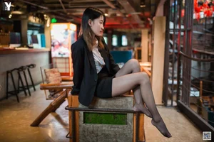 IESS Qiuqiu Elegant Red High Heels and Silk Stockings Collection - image 18