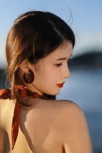YiTuYu Vol.8522: Yi Ming's Captivating Beauty Under Golden Hour Sun - image 12