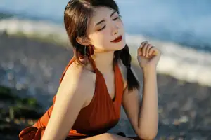 YiTuYu Vol.8522: Yi Ming's Captivating Beauty Under Golden Hour Sun - image 11