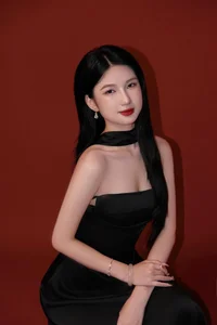 Nang Mo Beauty Revealed: Rare Childhood Photos of the Pageant-Like Actress - image 6