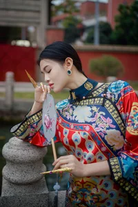 Timeless Elegance of Man Li by the Red Wall - YiTuYu Vol.8871 - image 6