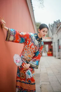 Timeless Elegance of Man Li by the Red Wall - YiTuYu Vol.8871 - image 42